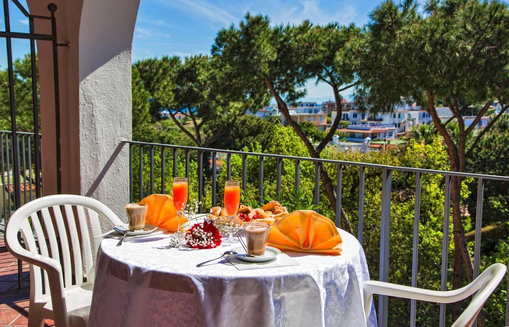 Hotel San Valentino Terme Ischia Ngoại thất bức ảnh